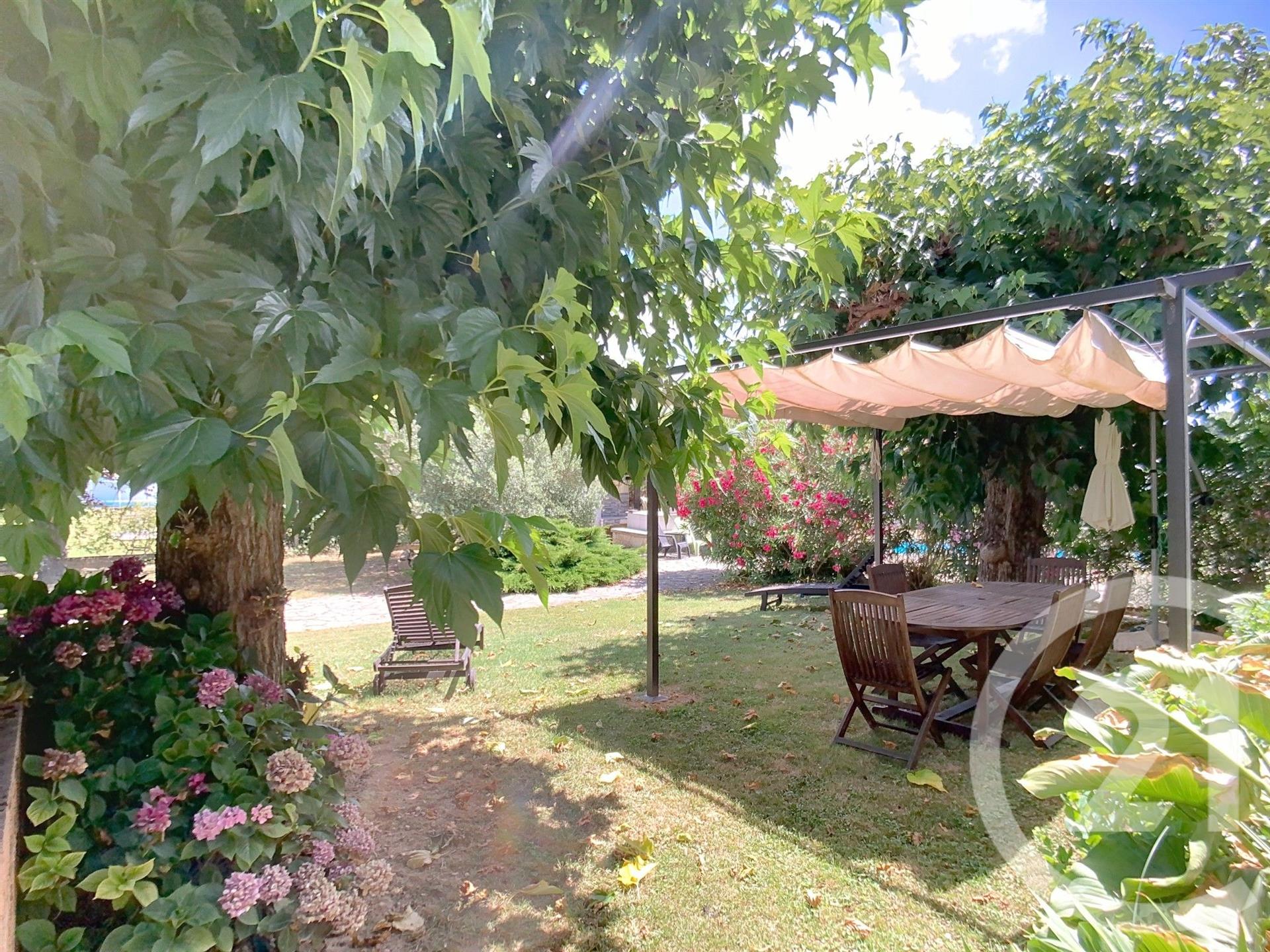 Purchase: House (81370)