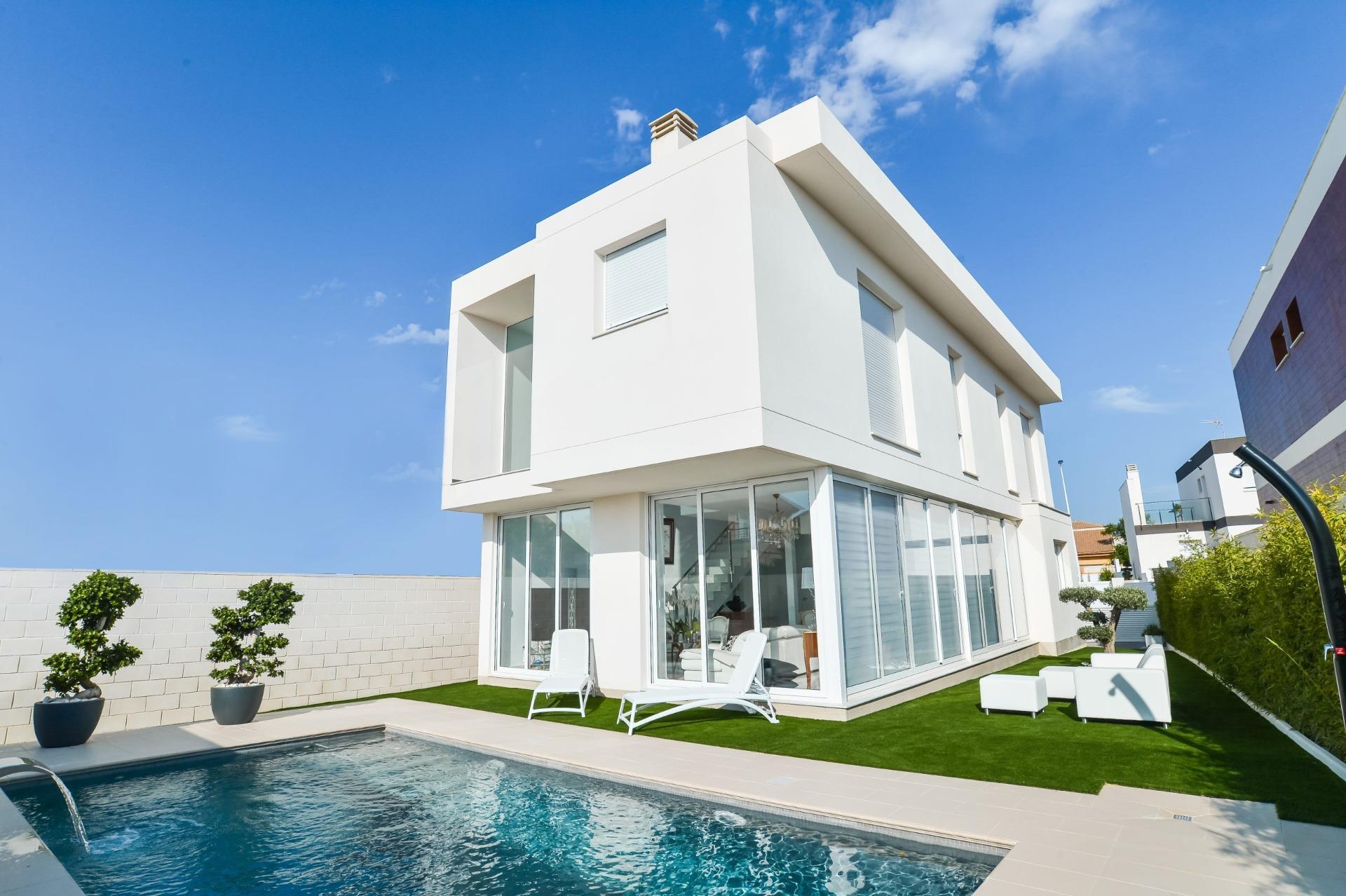 Purchase: House (03130)