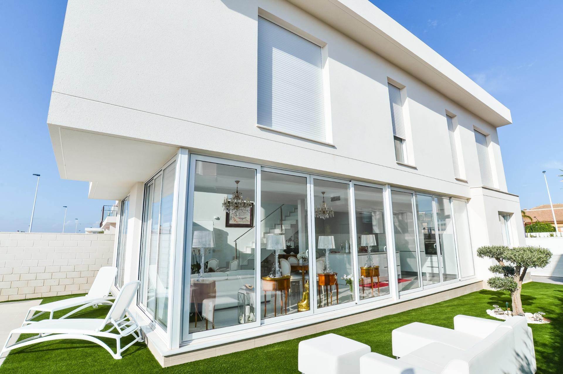 Purchase: House (03130)