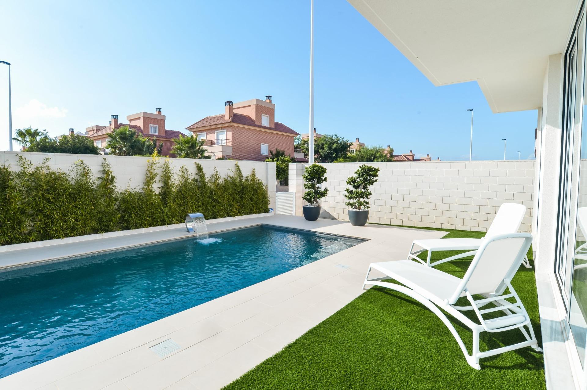 Purchase: House (03130)