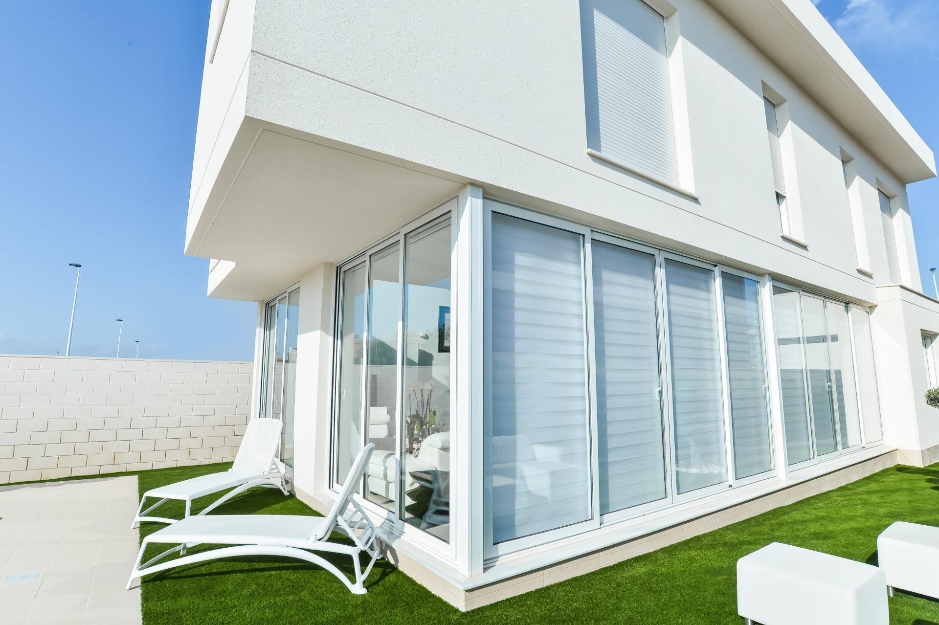 Purchase: House (03130)