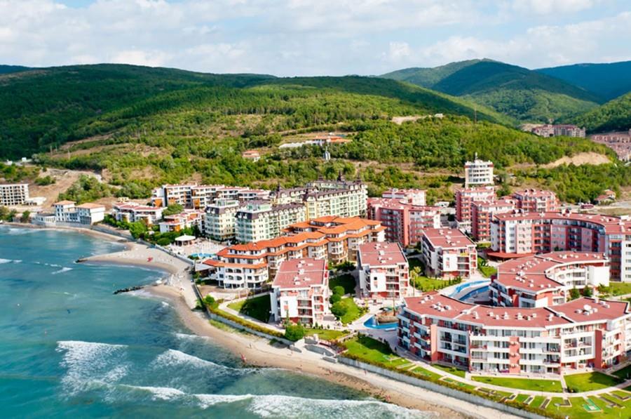 First sea line! 1 Bed apartment, 70 sq.m., in Privilege Fort, Elenite Resort!