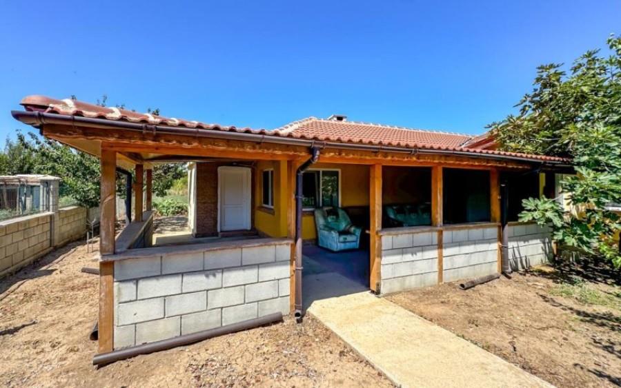 Comfortable house with 2 bedrooms, in Kavarna region, 14 km from Black Sea