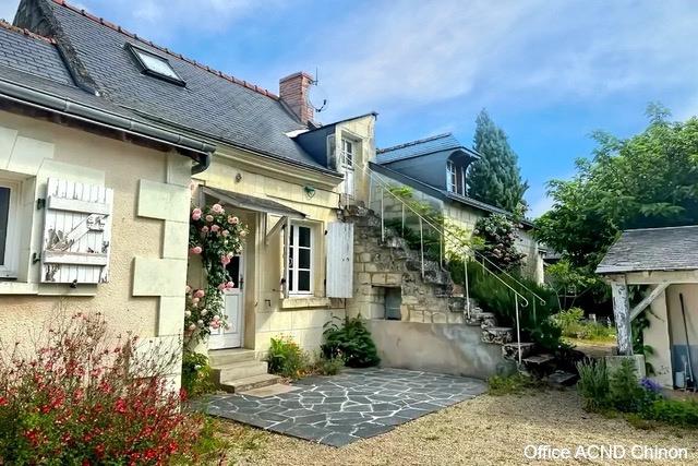À vendre Maison ancienne avec 4 chambres à Avoine (37420) Parcelle de 1 506 m2 Garage Stationnement