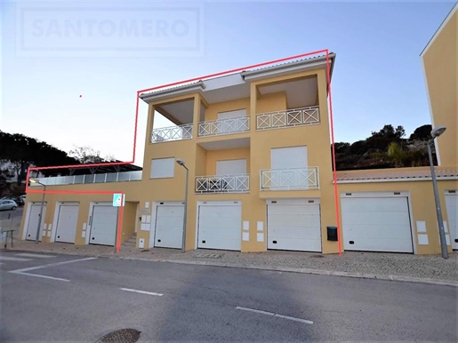 Villa V0+1 - piscina comunitaria - 3 garajes individuales - en el centro de Albufeira - Albufeira.