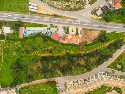 Land with construction feasibility - Guia - Albufeira.