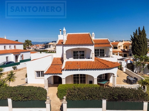Villa 4 bedrooms - detached with heated swimming pool - Sesmarias - Albufeira.