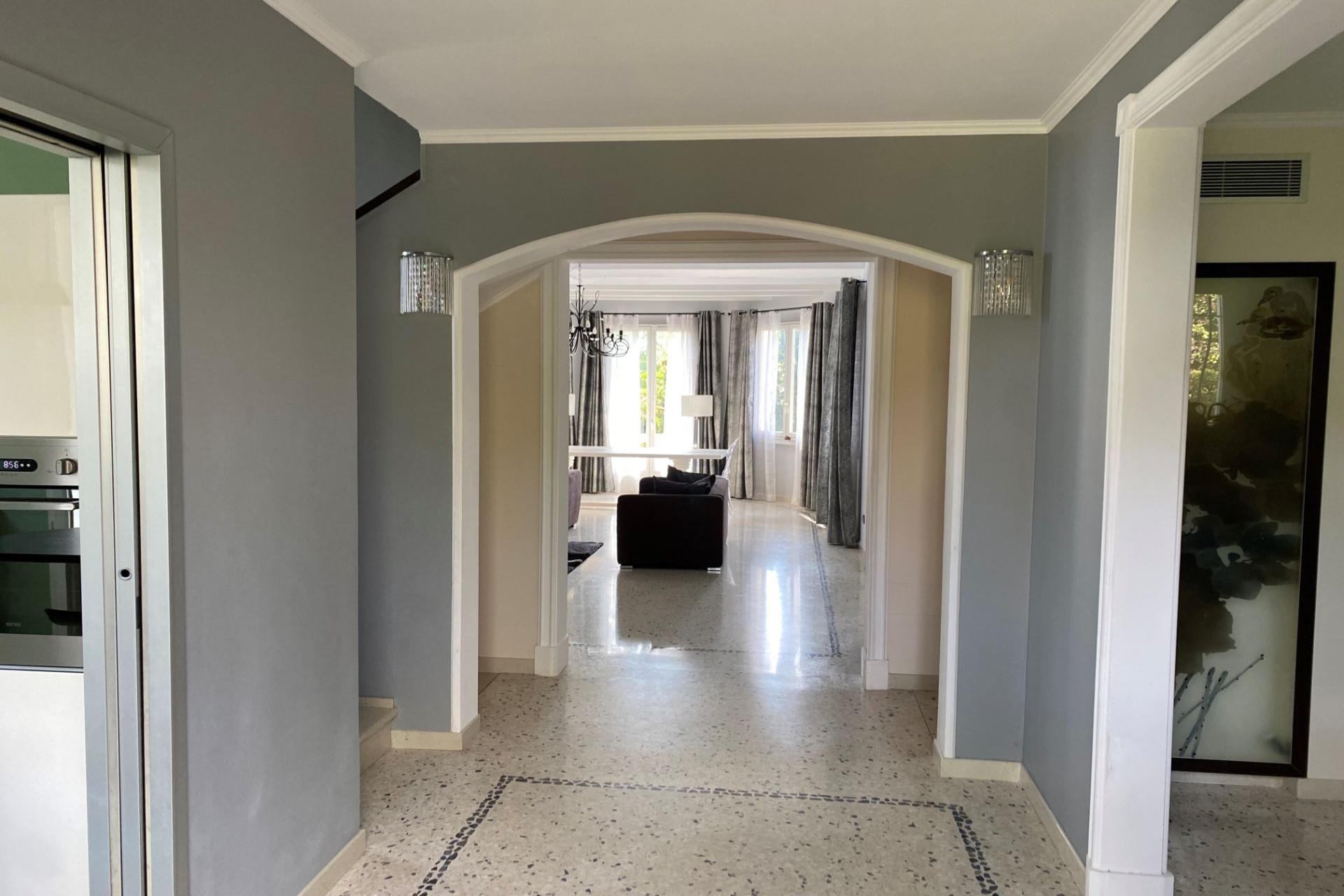 Compra: Vivenda (06160)