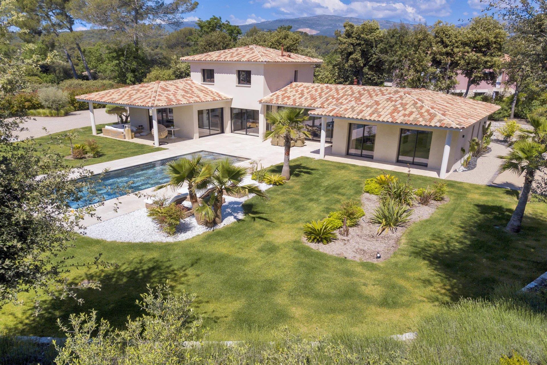 Purchase: House (06330)
