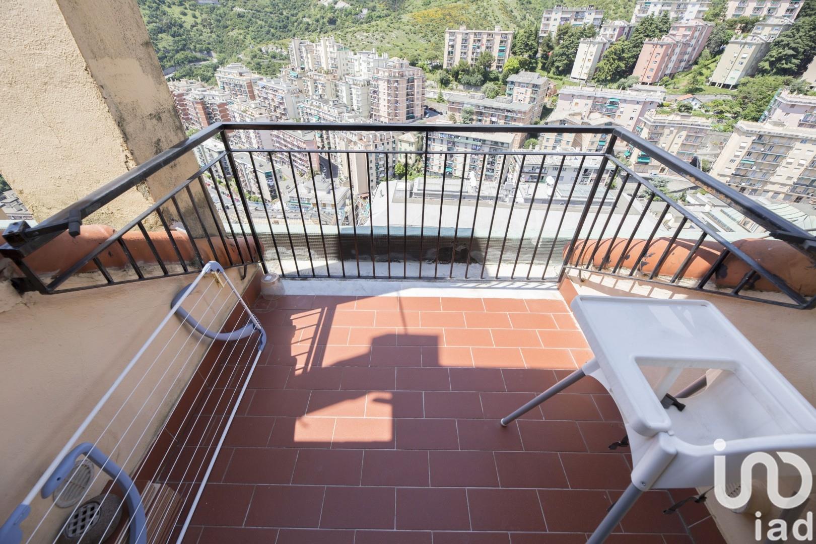 Sale Apartment 126 m² - 2 bedrooms - Genoa