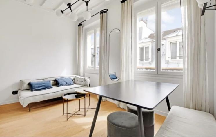 Un pied-à-terre ideal în Marais