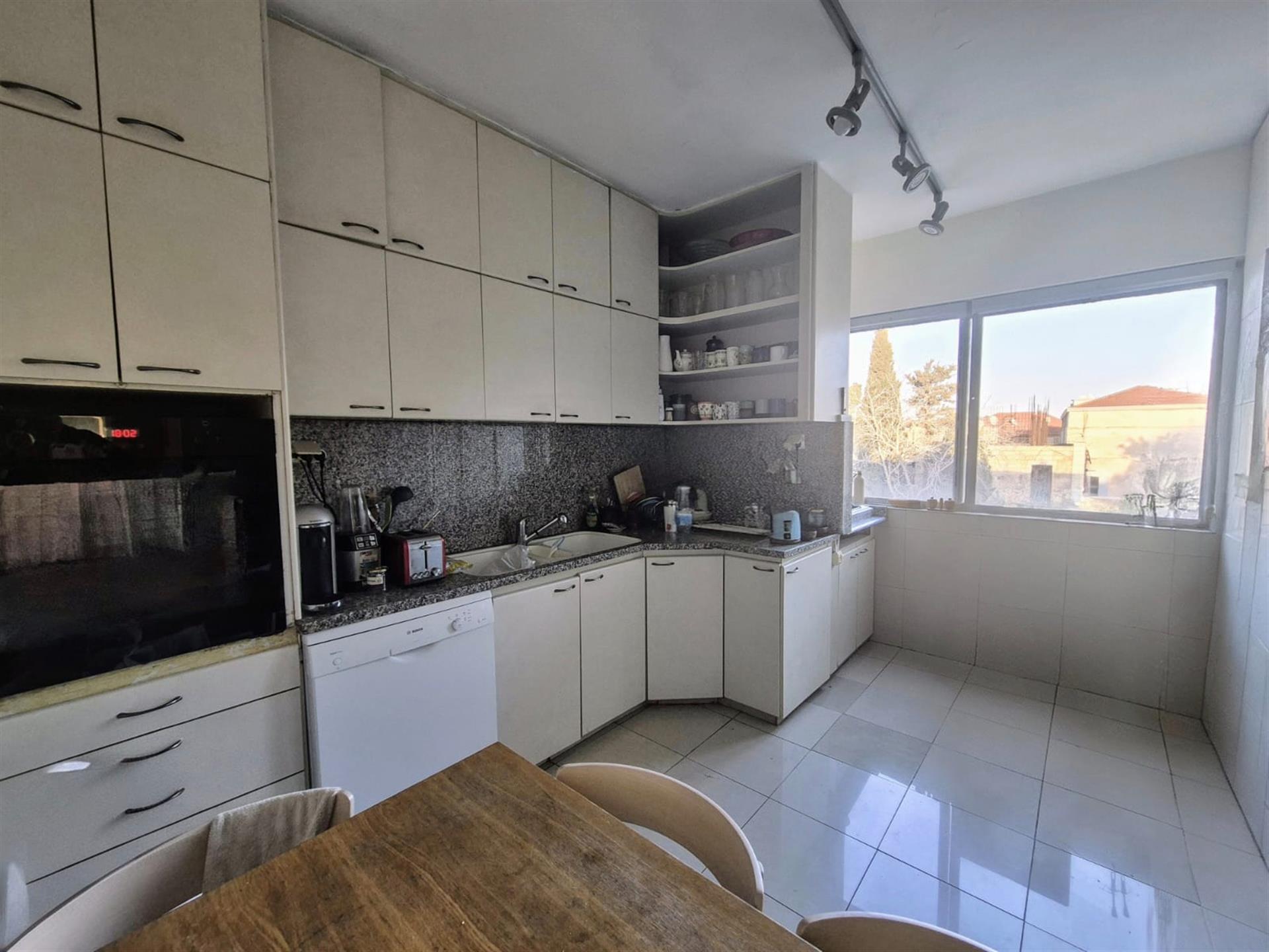 Jerusalem Living at Its Best – Light, Space & Style in Katamon Hayeshana 