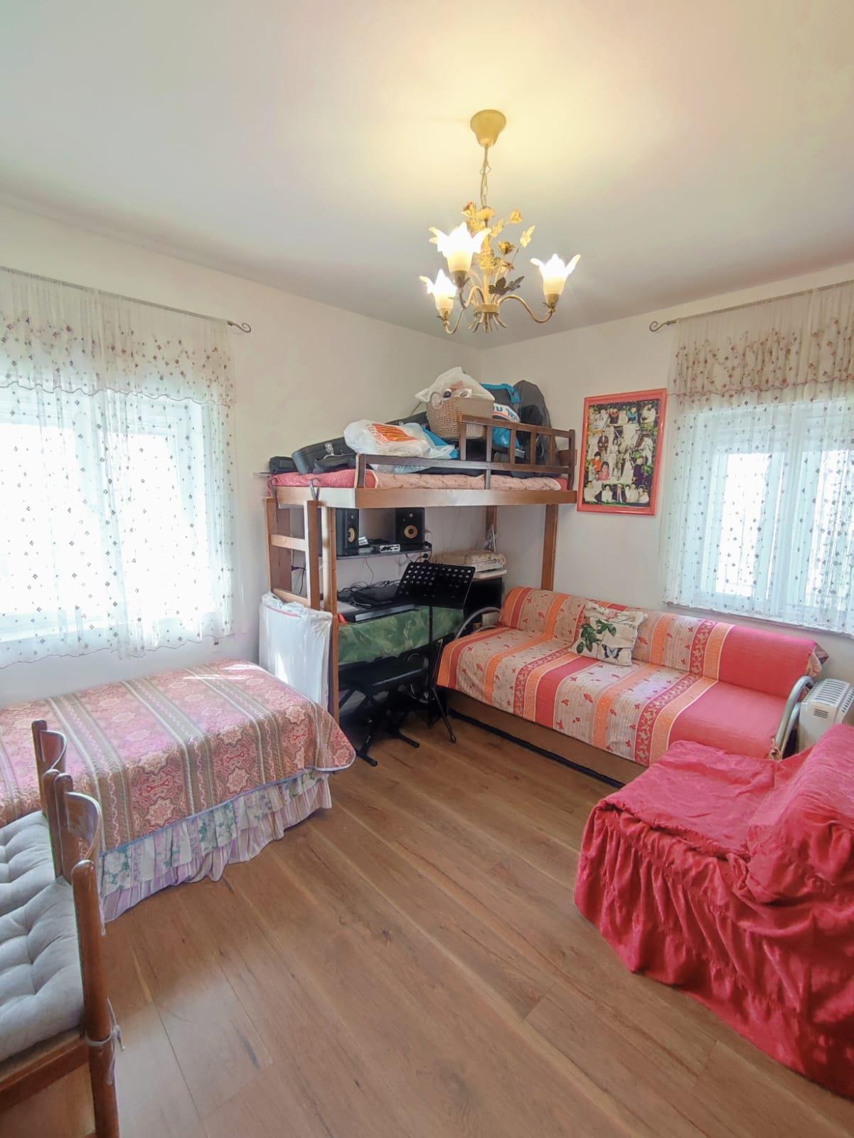 Spacious family apartment in a prime religious neighborhood!