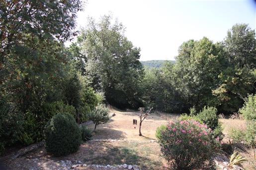  Lot Et Garonne Gîte en pierre de 3 chambres dans un petit hameau avec jardin et puits, belle vue