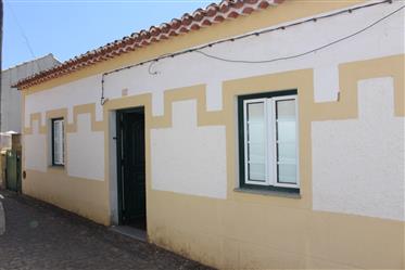 T4 House for sale in Malpica do Tejo