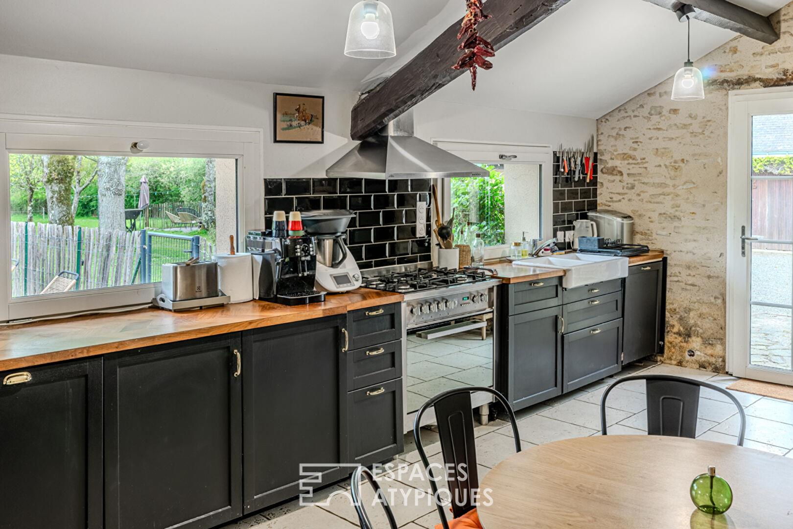 Exceptional bucolic complex Large house (200m2) and its cottage (sleeps 15) close to the canals of t
