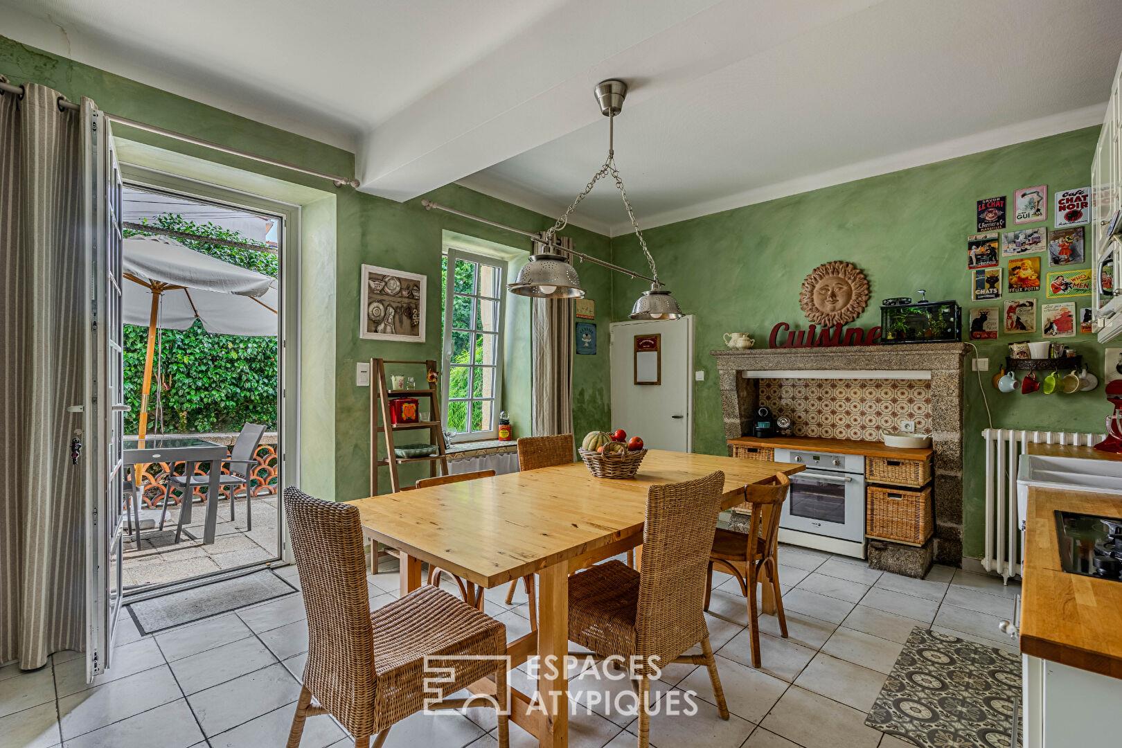 Charming residence in the city center of Clisson