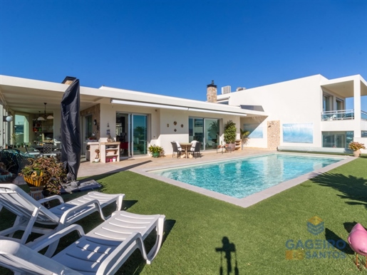 Spectaculaire villa de 3 chambres avec piscine et vue magnifique sur la Serra dos Candeeiros