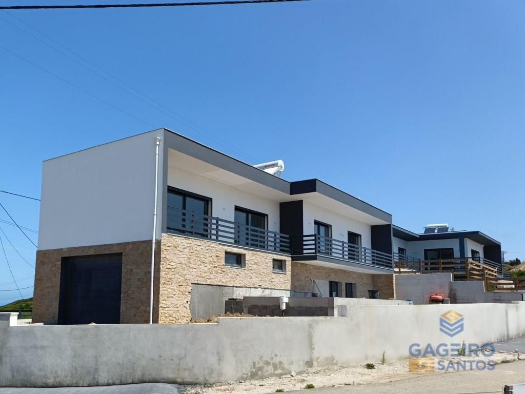 House 5 bedrooms +1 office