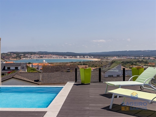 Magnifique maison de 3 chambres avec vue sur la mer et piscine à Salir do Porto.