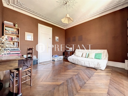 Versailles - Rive droite - Appartement 114.80 m² - 4 ou 5 pièces - balcon - box - cave