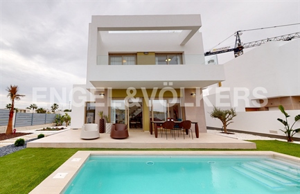 Purchase: House (03300)