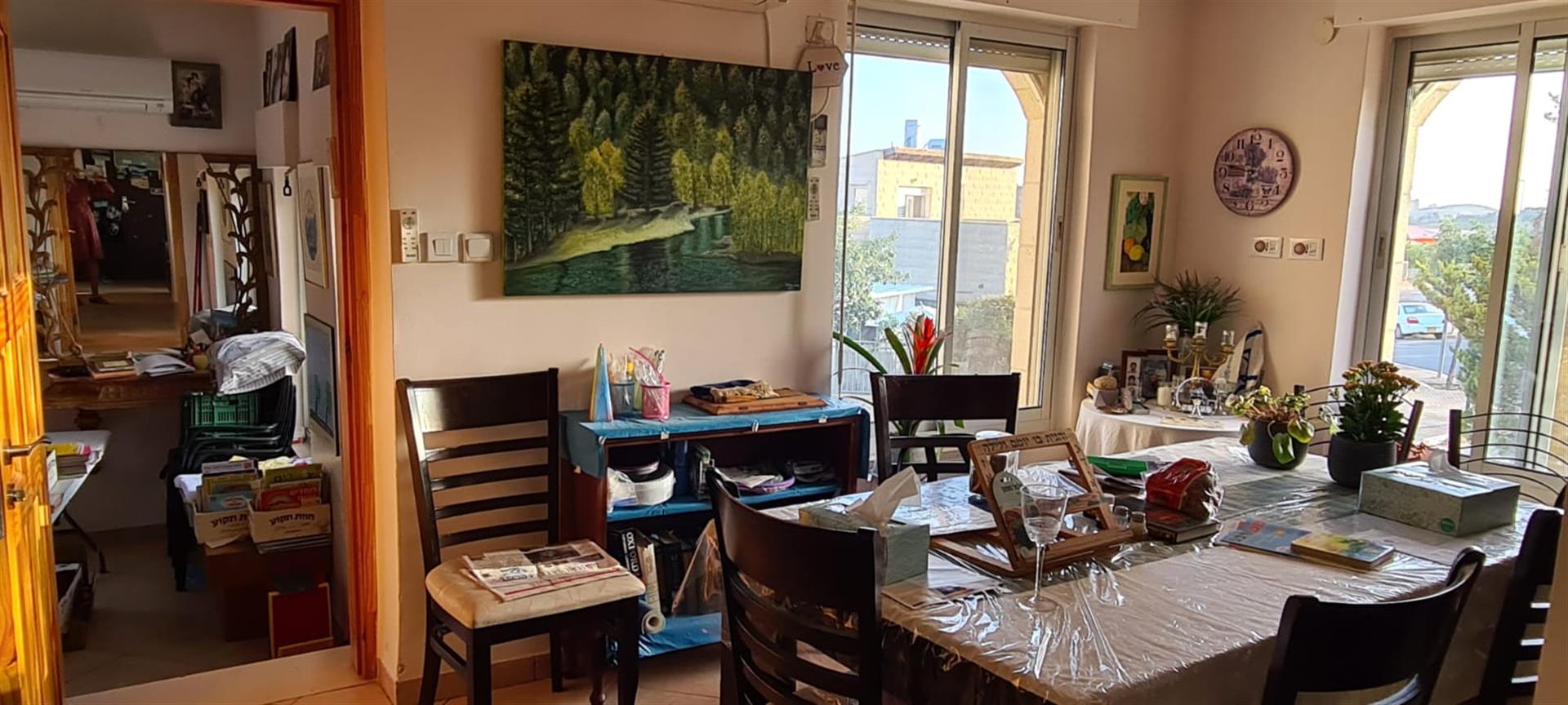 Large house in the heart of Tekoa