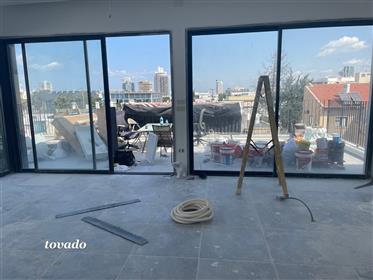 Superb-Penthouse- free view- Ready to move in - Project completed