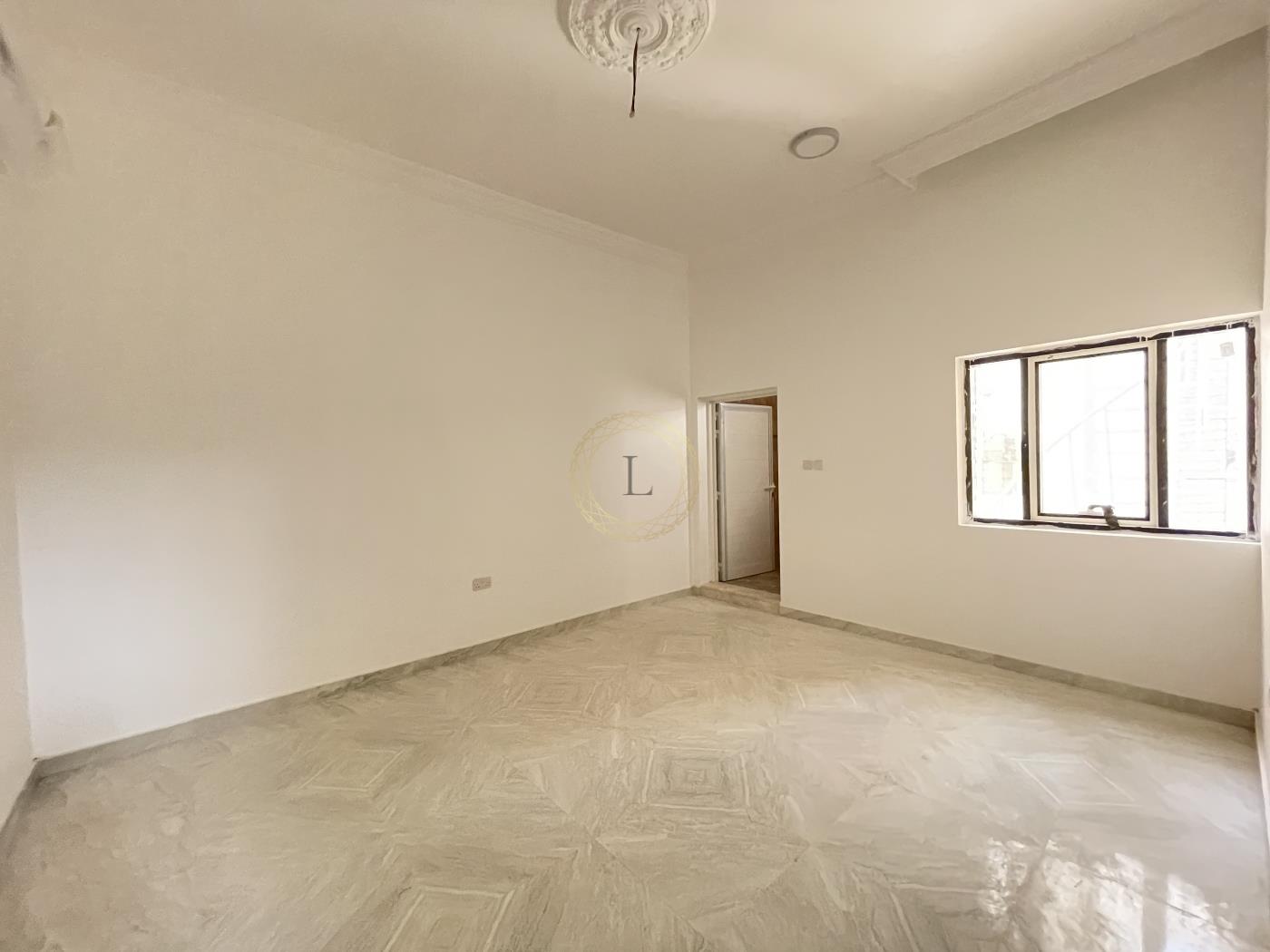 Aesthetically Pleasing Duplex With Private Yard