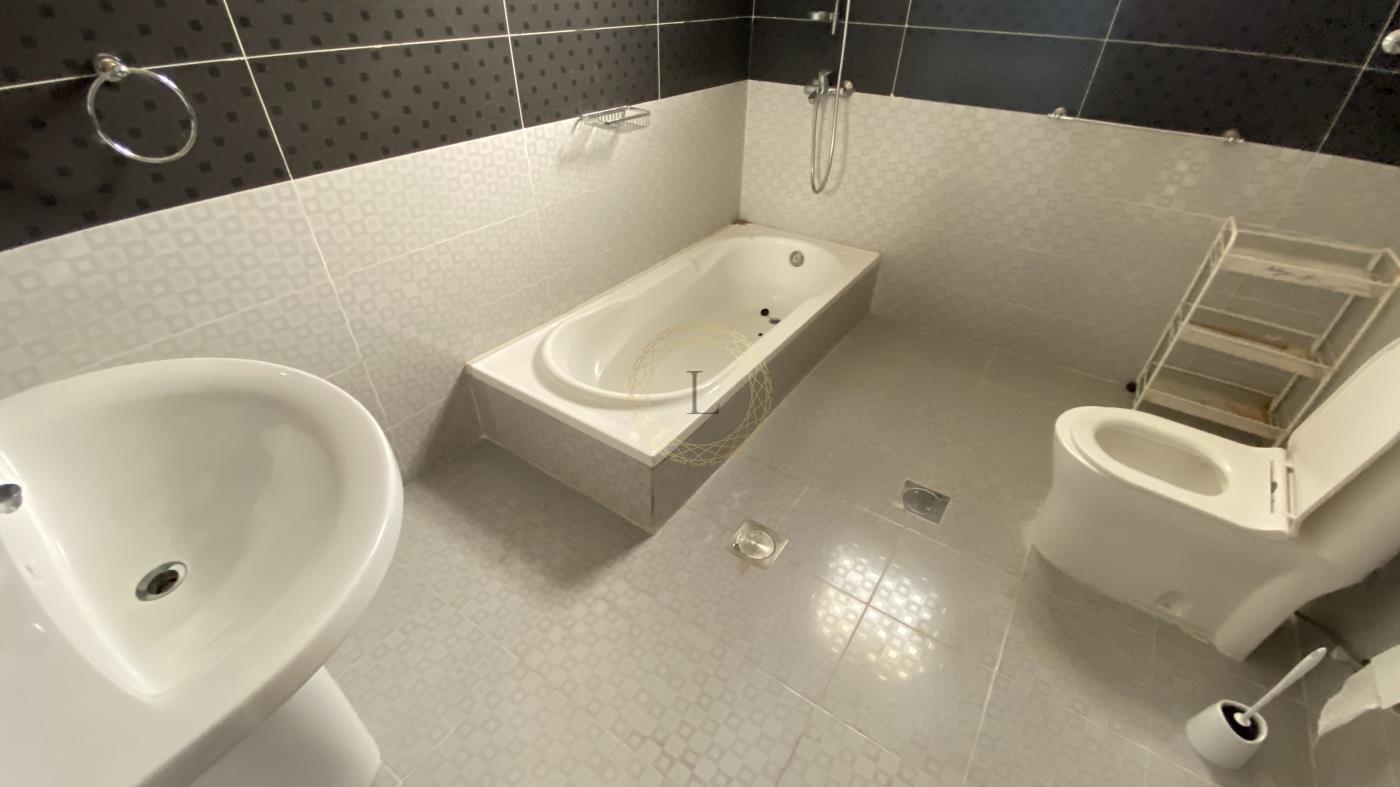 Spacious Incredible Huge Duplex 2 Villas with yard
