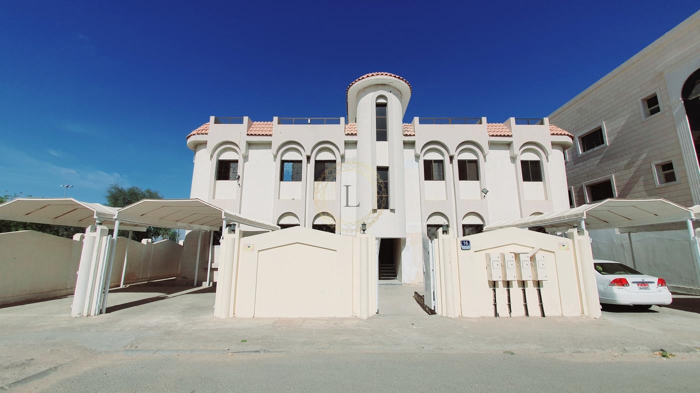 Commercial Full Building | Good Opportunity