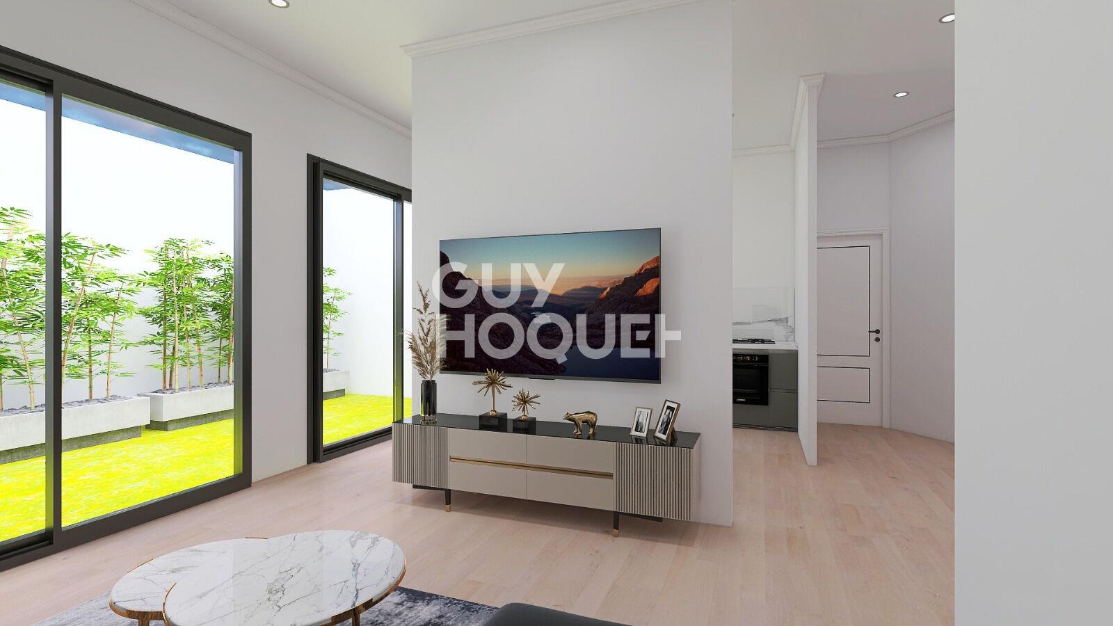 Loft of 169 m² - Narbonne City Center