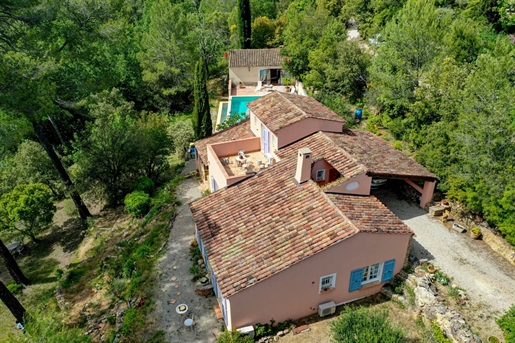 Villa Traditionnelle Avec Piscine et Pool House sur 6000m²