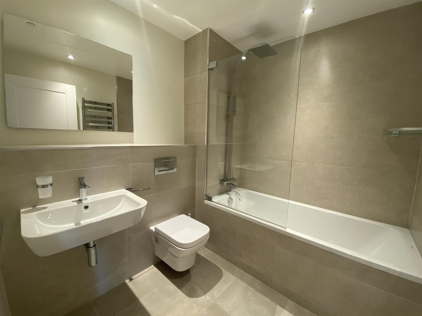 Lovely 1 bedroom apartment in Midtown, Gibraltar