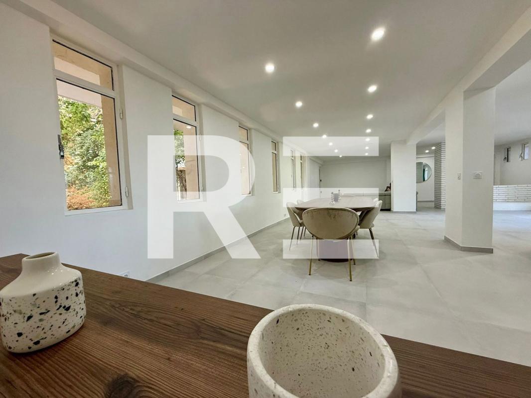 Appartement à vendre, 195m², Nîmes