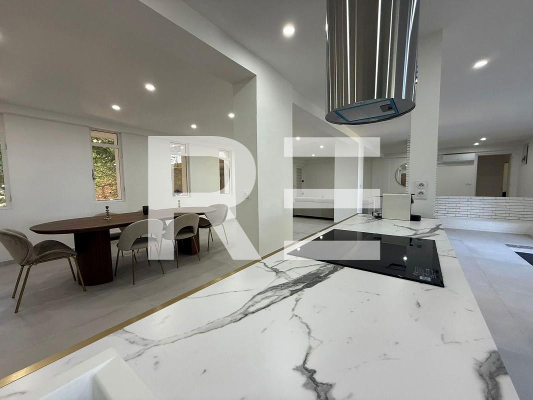 Appartement à vendre, 195m², Nîmes