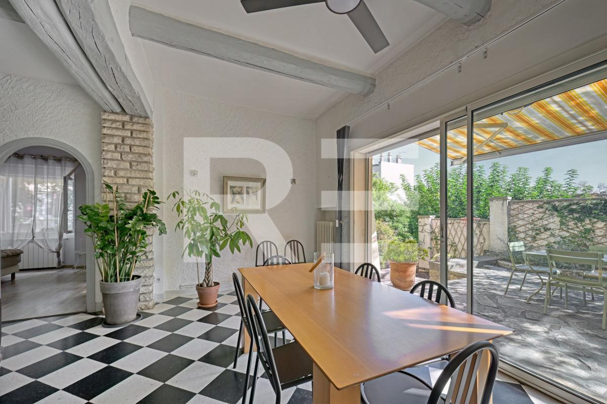 Appartement à vendre, 101m², Nîmes