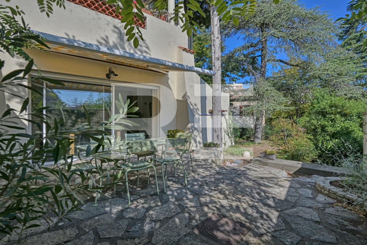 Appartement à vendre, 101m², Nîmes