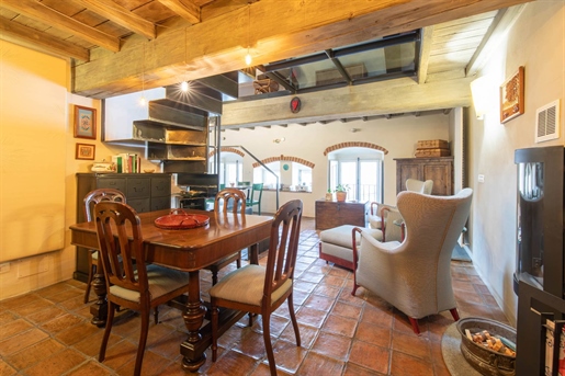 Advert pic 0