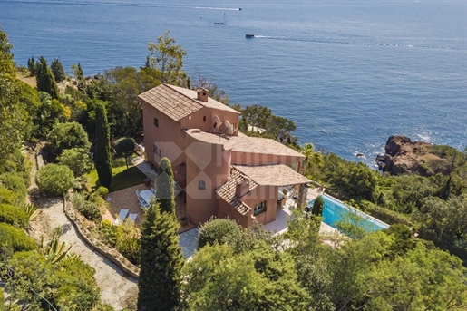 Theoule-Sur-Mer - Charming house in gated estate with panoramic sea view