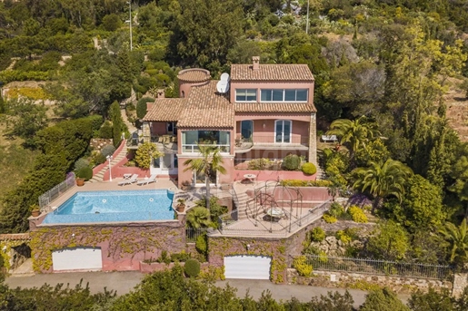 Theoule-Sur-Mer - Charming house in gated estate with panoramic sea view