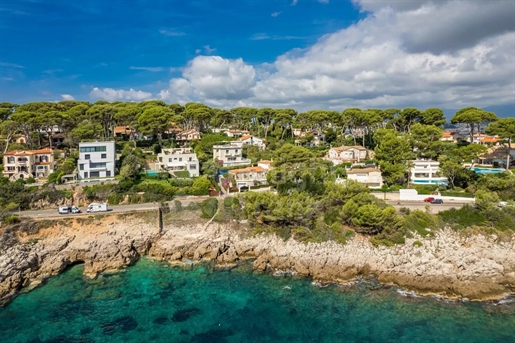 Cap D'antibes - Charming Belle Epoque villa with roof terrace