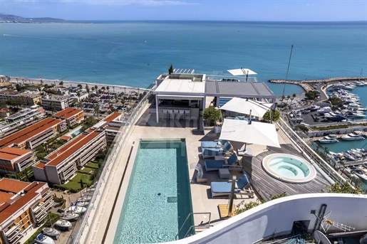 Villeneuve-Loubet - Waterfront penthouse met privé dakterras zwembad naast Nice