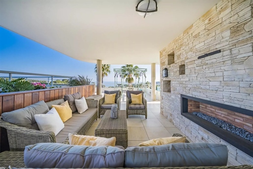 Cap D'antibes - Великолепная квартира с террасой на крыше и видом на море