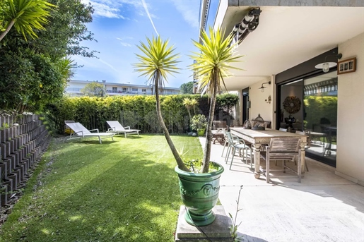 Cannes Montrose - Charming garden-level flat in prestigious residence with swimming pool and tennis