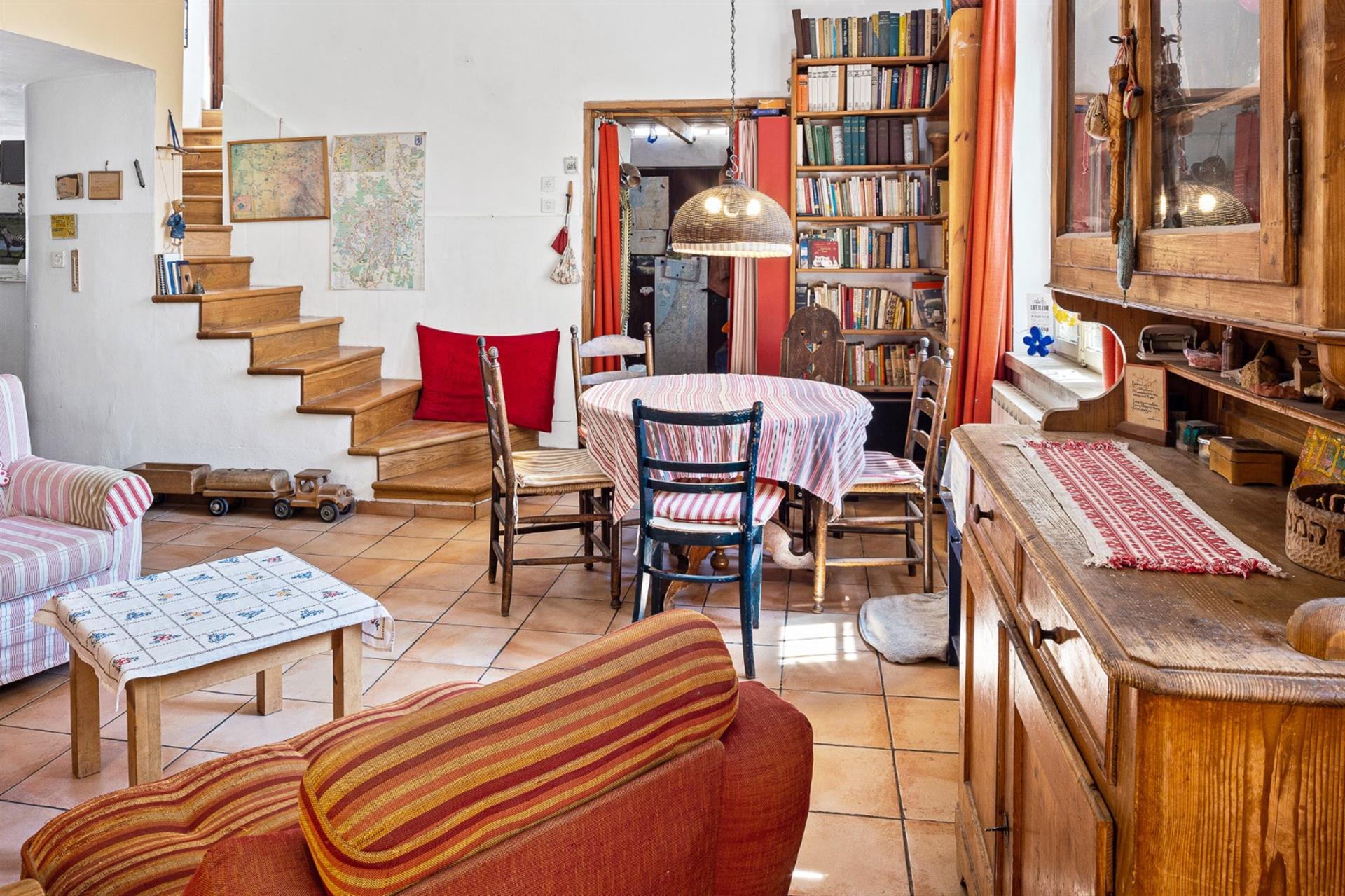 For sale in Nachlat Achim, Jerusalem