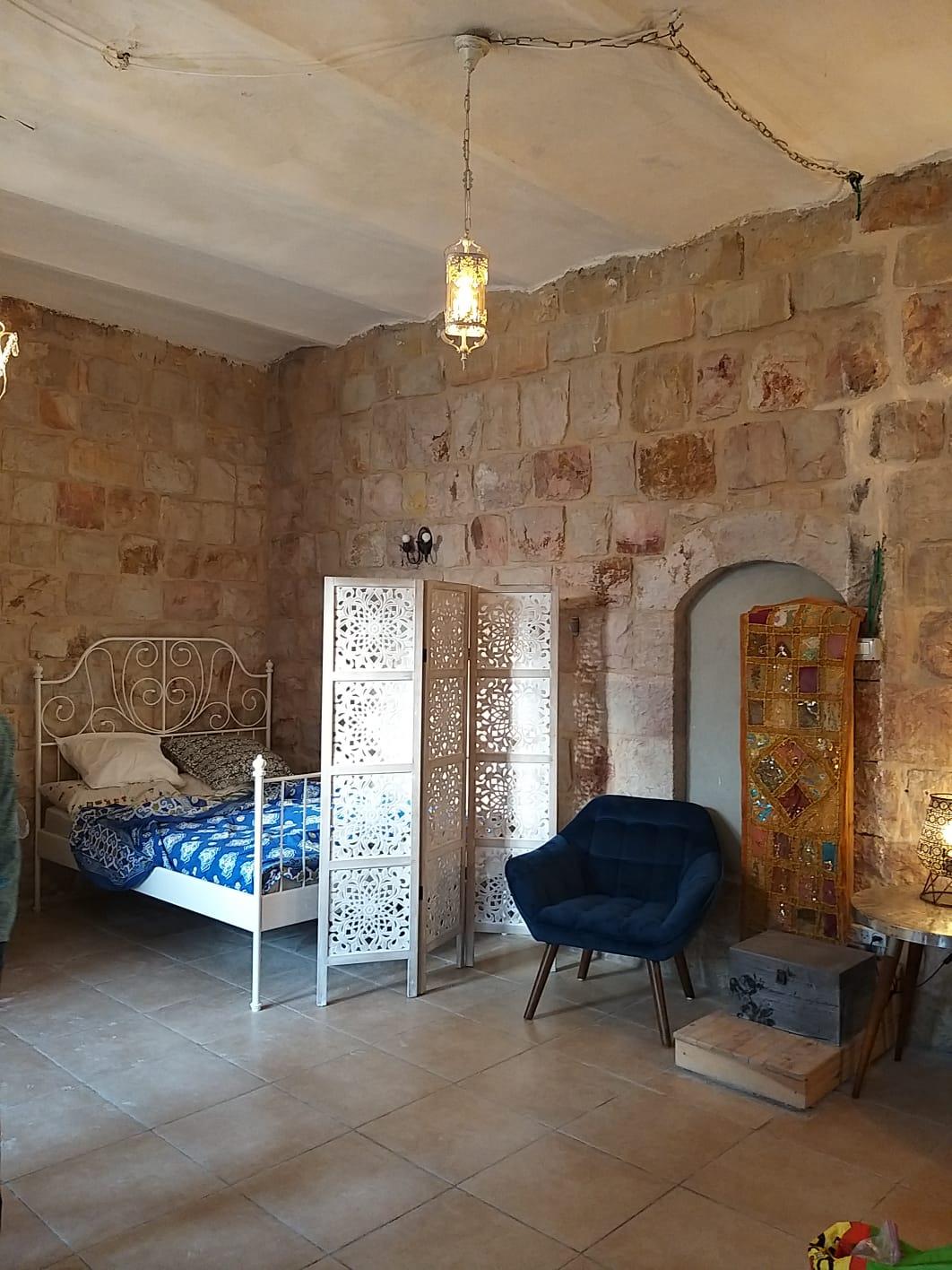 For Sale Ground Floor Apartment in Nachlaot