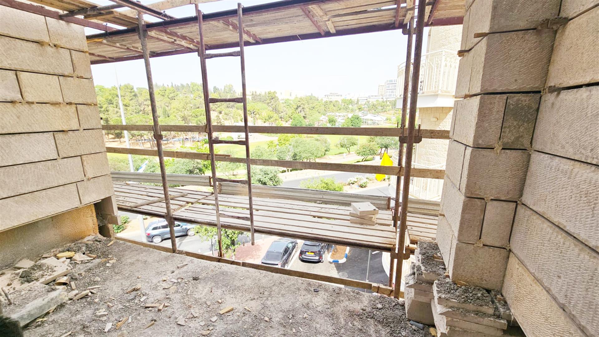  3-Room Apartment, for sale in Nachlaot
