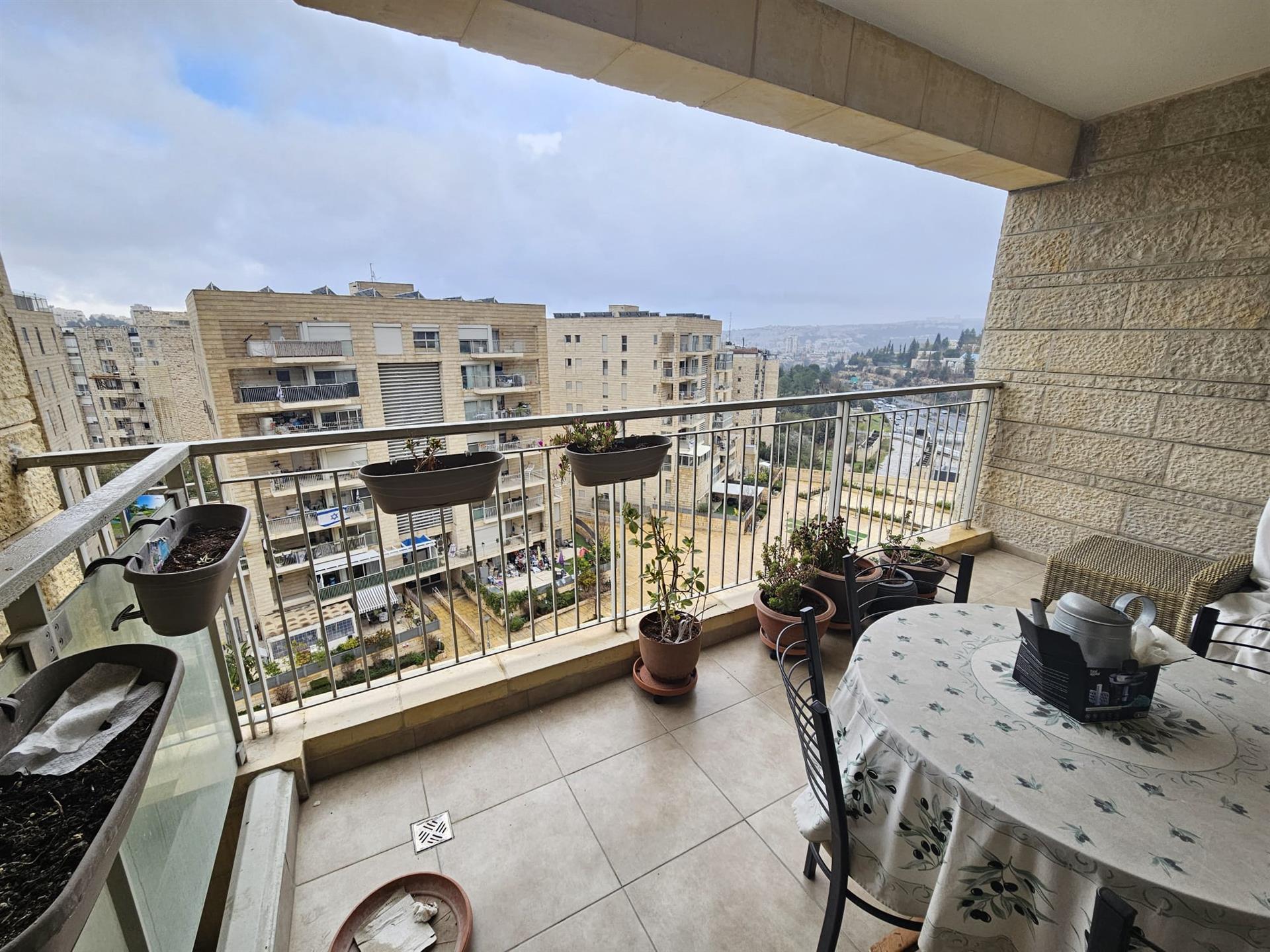 Apartment for Sale in Givat Mordechai, Jerusalem