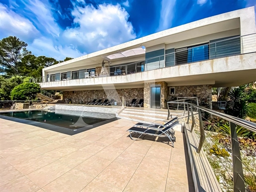 Panoramic Seaview - Contemporary Villa